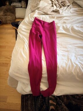 lululemon athletica Wunder Train 28” Size 2 - Performance Leggings